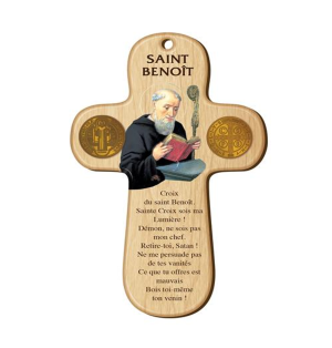 Croix en bois - Saint Benoit