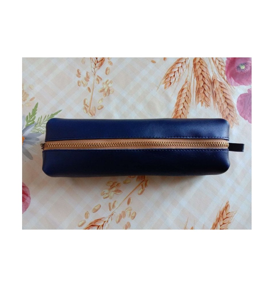 Grande trousse en cuir bleu marine - (JE-TRG01)